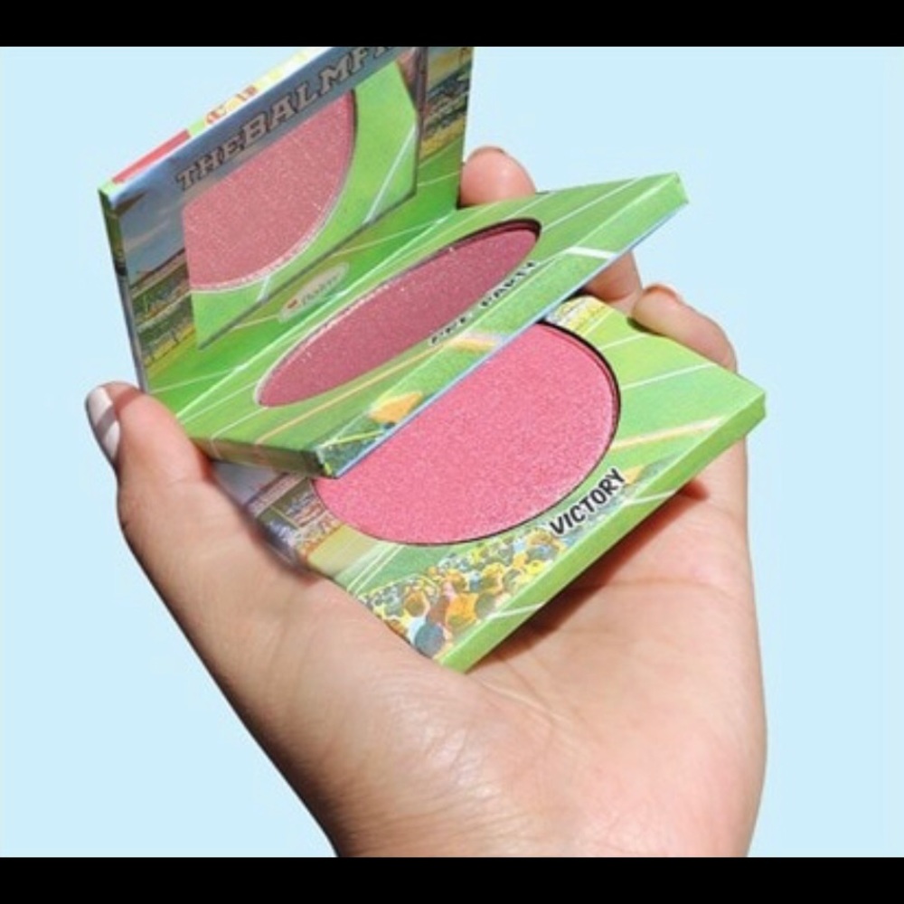 The BalmFire blush/highlighter palette - Picture 3 of 8